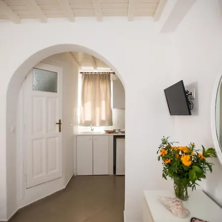Apartment Lirous *