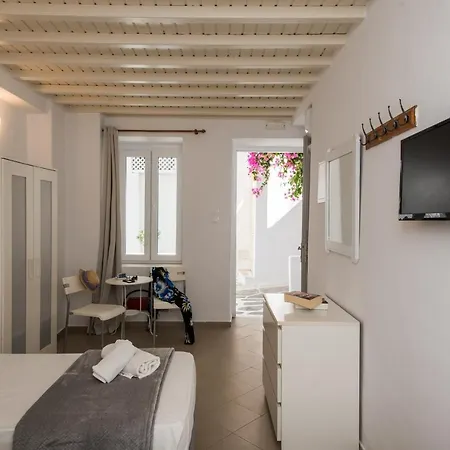 Lirous Apartment