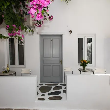 Lirous 아파트 Mykonos Town